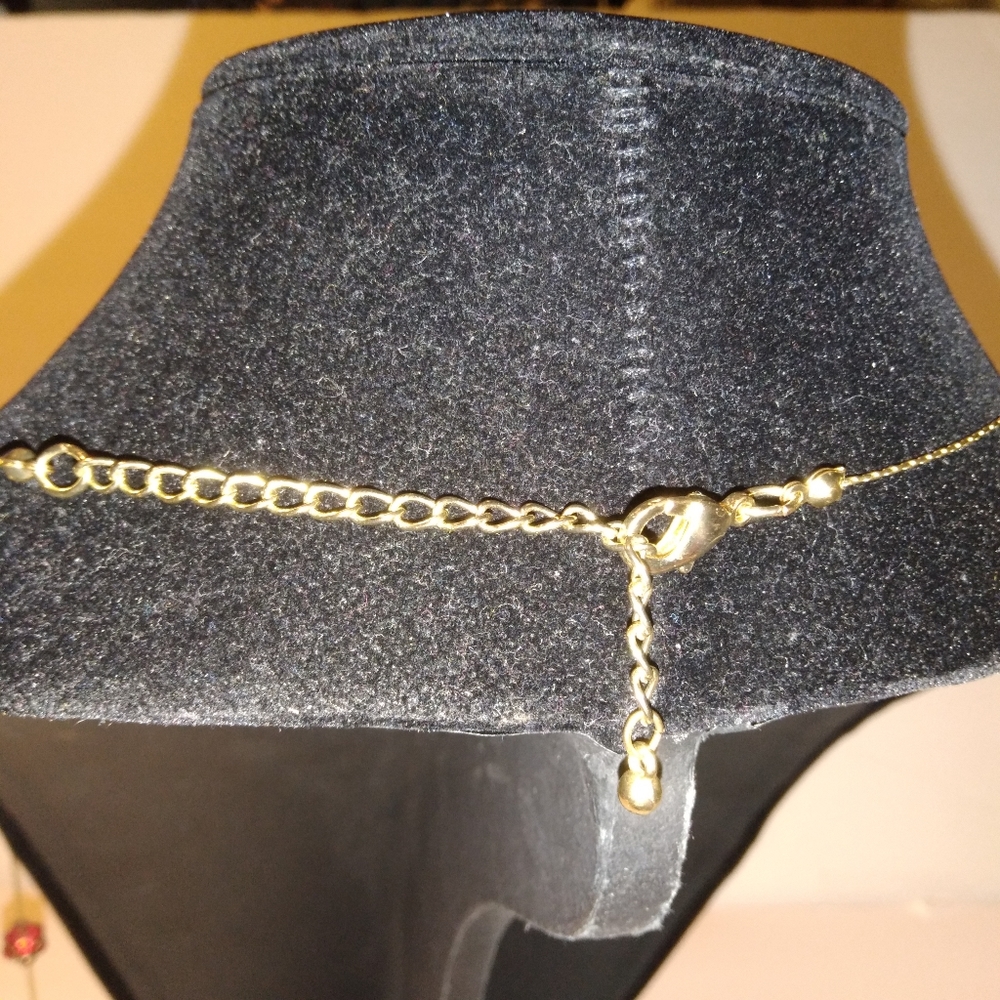 Long Floral Intricate Beading Golden Chain Necklace - Picture 10 of 11